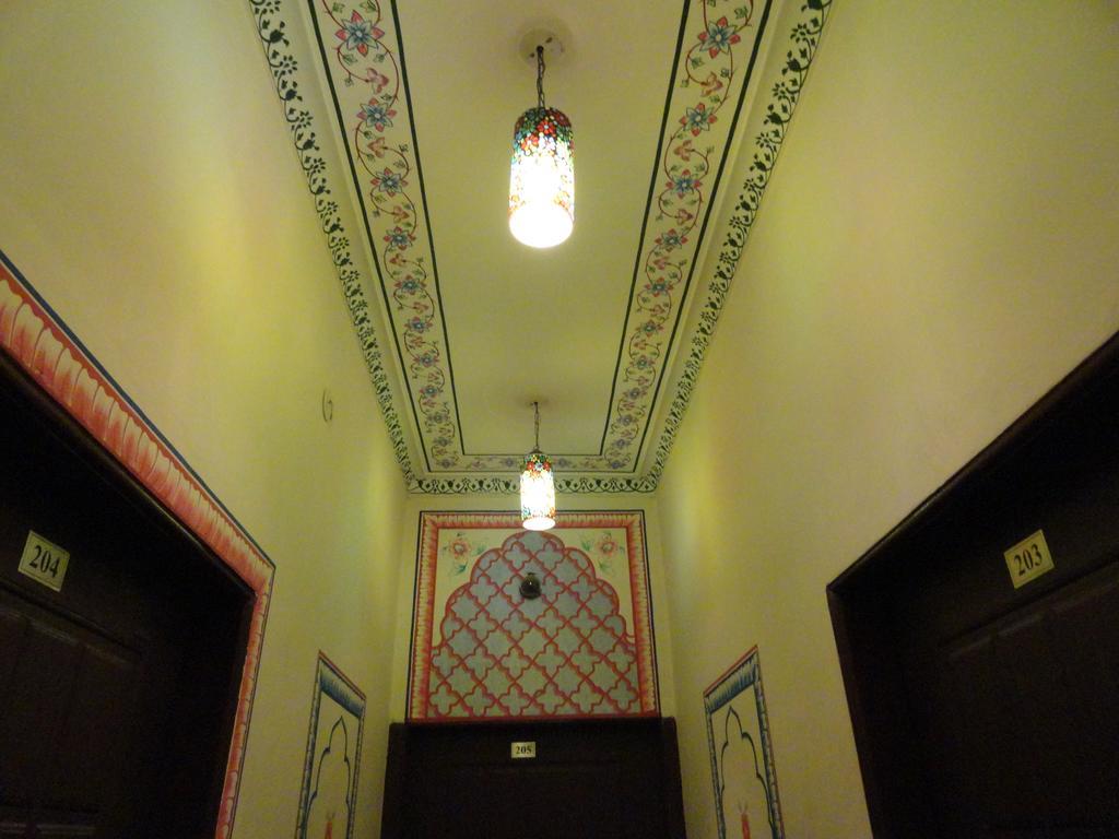Hotel Miraya Джайпур Екстериор снимка