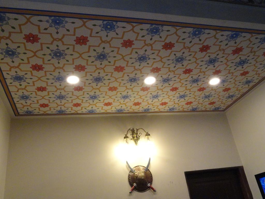 Hotel Miraya Джайпур Екстериор снимка