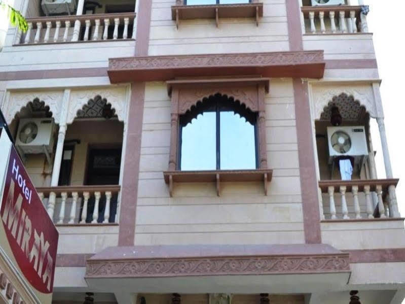Hotel Miraya Джайпур Екстериор снимка